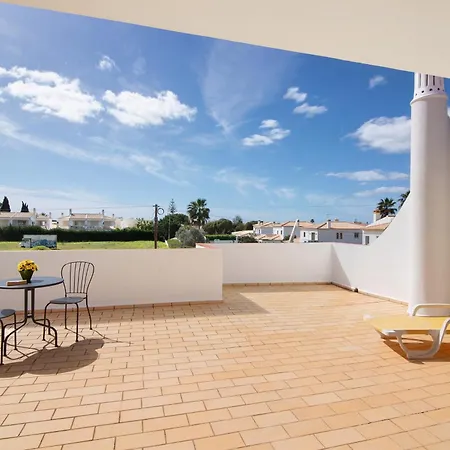 Luisa Gale * Албуфейра