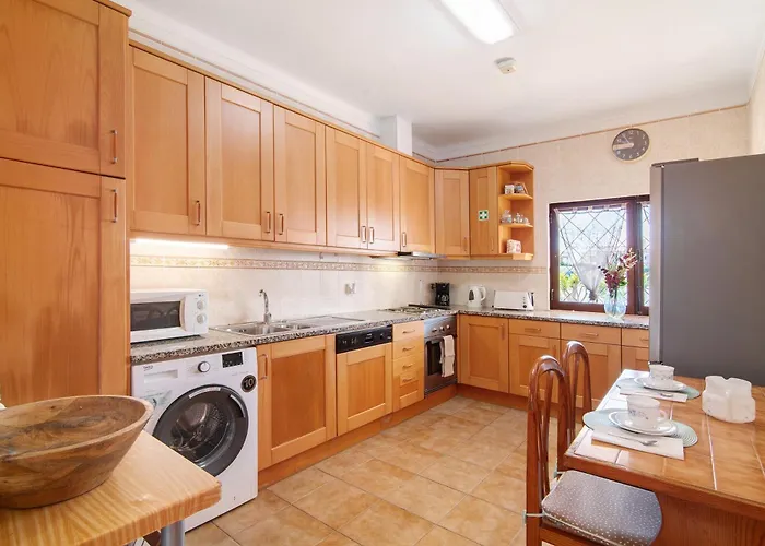 Luisa Gale Albufeira